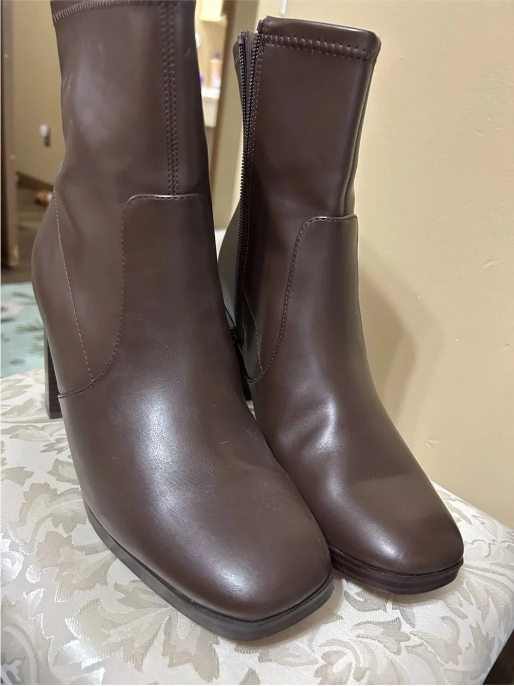 Kohl's Dark Brown Faux-Leather Block Heel Ankle Boots